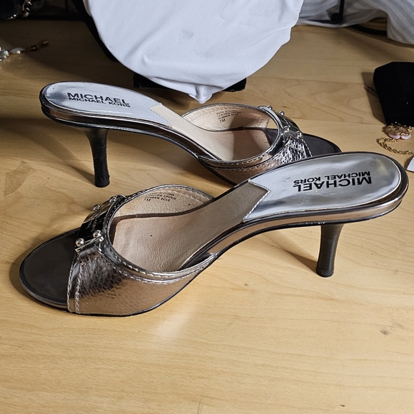 MICHAEL Michael Kors silver open toe mules with 3 inch heels EUC - Picture 9 of 9